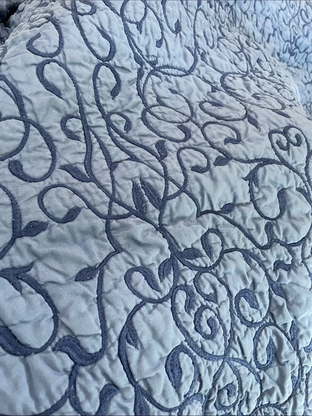 JC Penny Home- Queen Bed Comforter
